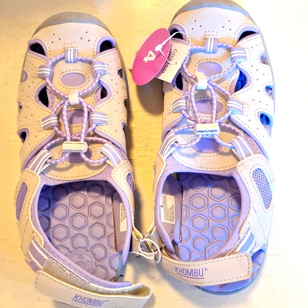 Girls sandals Khombu